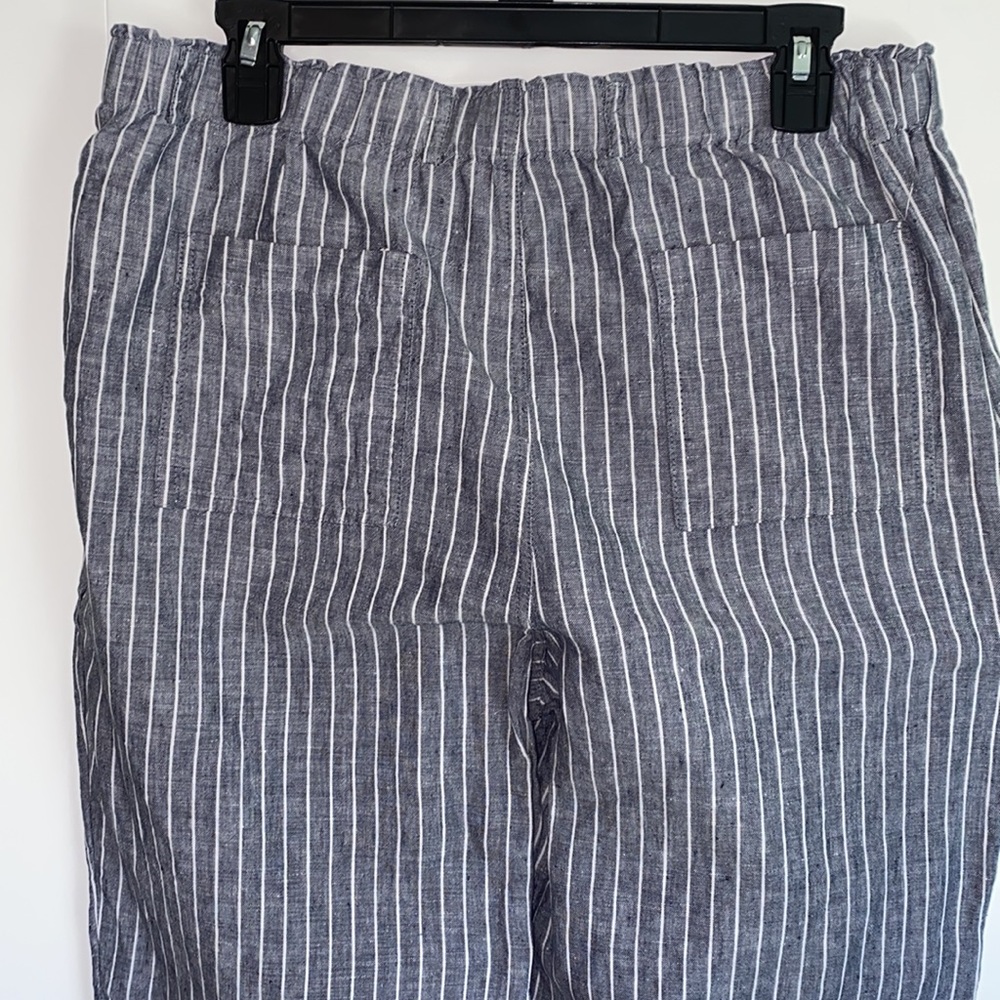 Tahari Linen Pants w/pinstripes